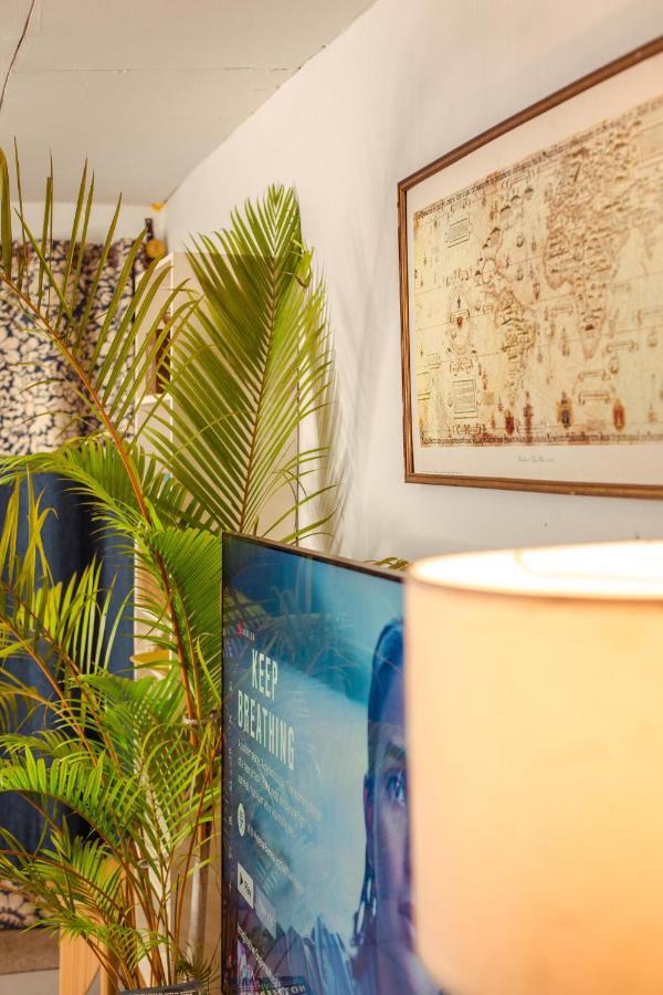 Palm Springs Bed & Breakfast Bed & Breakfast Limbe Luaran gambar