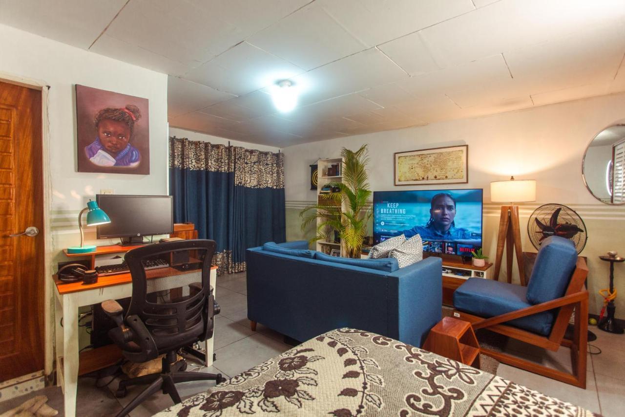Palm Springs Bed & Breakfast Bed & Breakfast Limbe Luaran gambar